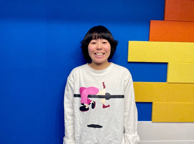 お笑い芸人がセレクターになってテーマに沿った楽曲をプレイリストとして組み上げていく番組「MUSIC LAUGH MIX」。4月度のセレクターはヨネダ2000・誠が登場！